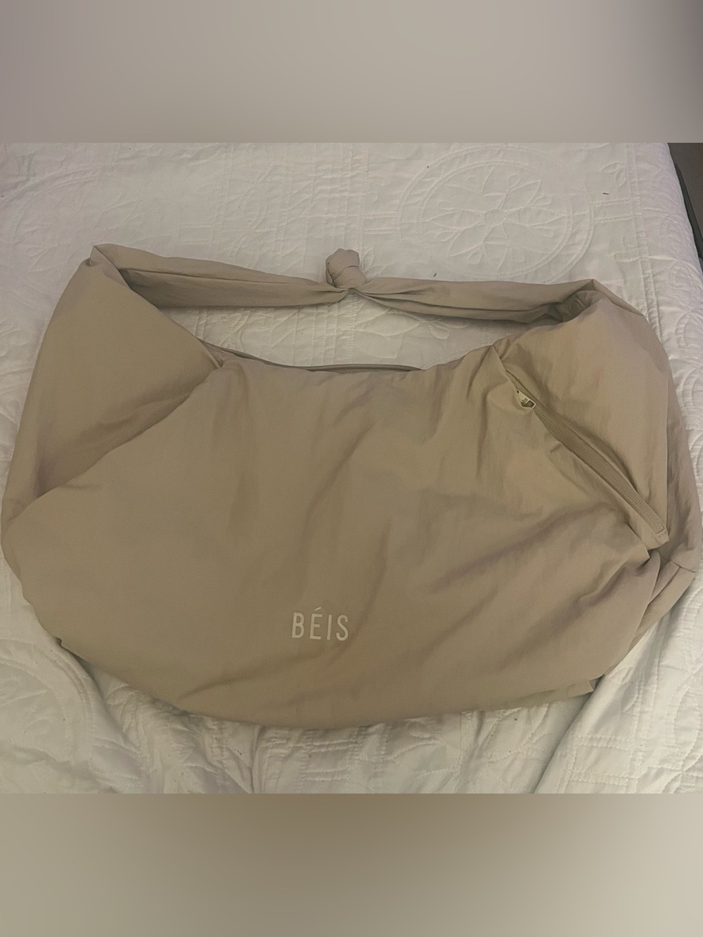 BEIS oversized crescent catchall Bag in oat